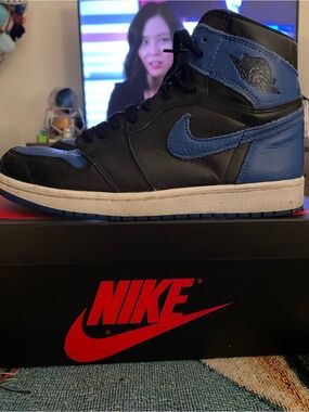 Nike Air Jordan 1 Royals size 8.5